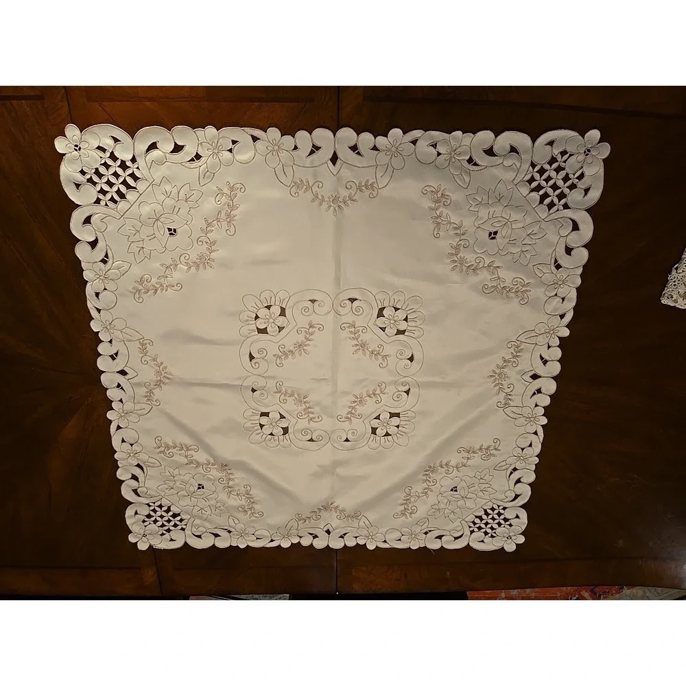 Vtg Lot‎ Crochet embroidered table linens lot, Lace , Napkins Topper